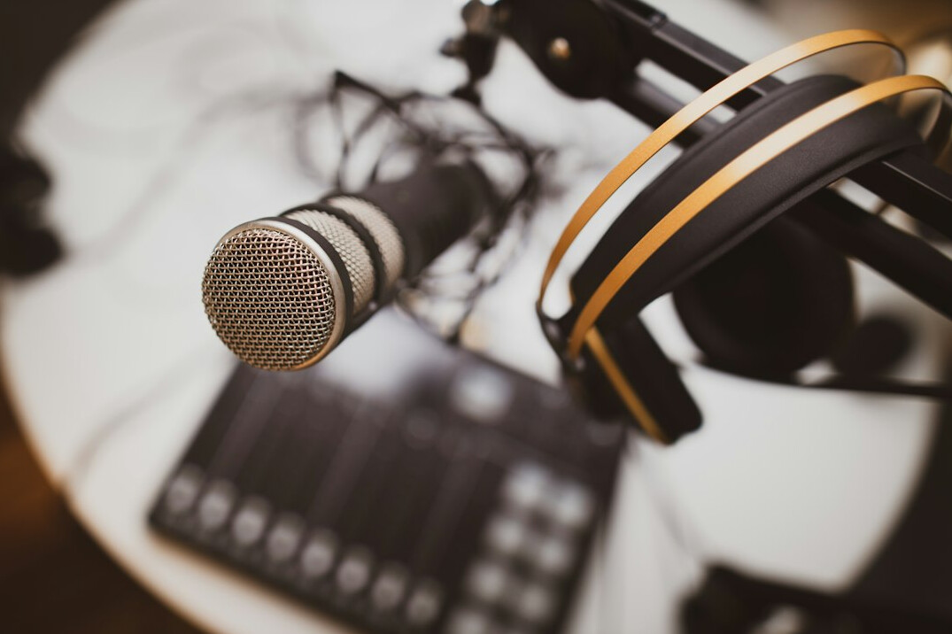 podcast recording studio setup